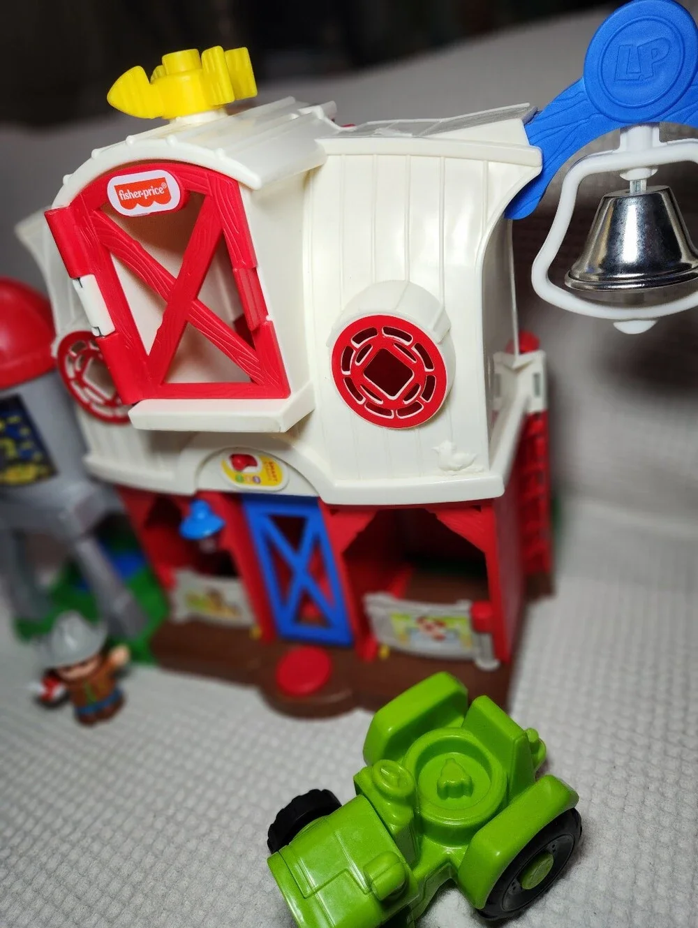 Fisher-Price Little People Barn Playset - With Wiggle Tractor And 5 Figures